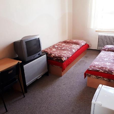 Ubytovna Pod Mostem Ostrava Ngoại thất bức ảnh
