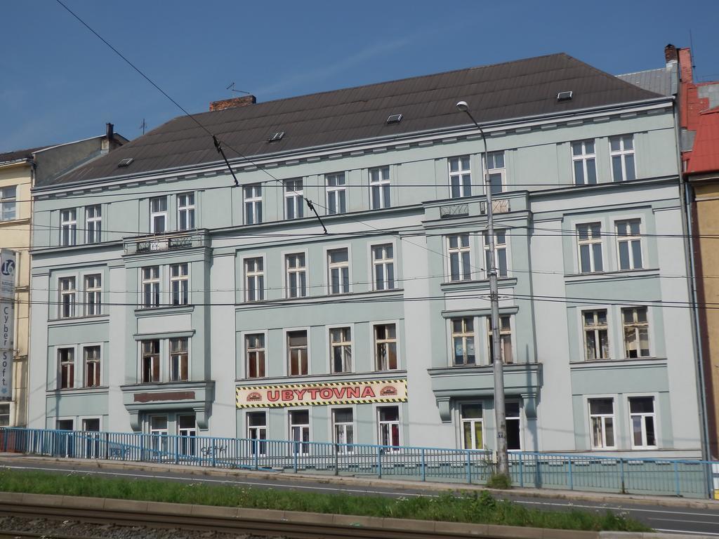 Ubytovna Pod Mostem Ostrava Ngoại thất bức ảnh